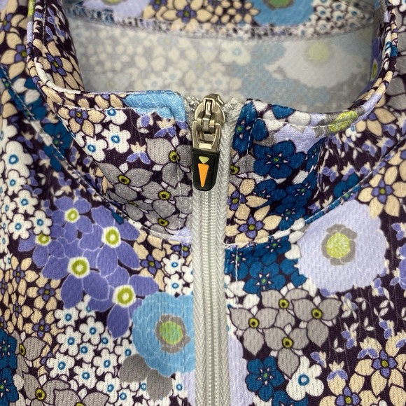 Kerrits Riding Top Women XL Blue Floral Sleeveless Summer Stretch Performance - Picture 7 of 8